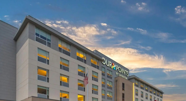 Люкс c 1 комнатой Four Points by Sheraton Midland