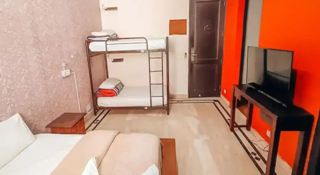 Madpackers Delhi - Hostel