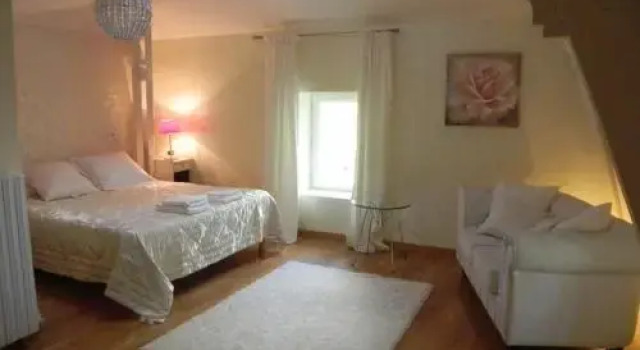 Domaine de Puycarpin, Rezerwuj Hotel Belves-de-Castillon Gironde