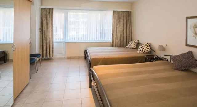 Apartment With 1 Bedroom and Direct sea View, Prenota Appartamento Hotel a Flanders con parcheggio, Parcheggio