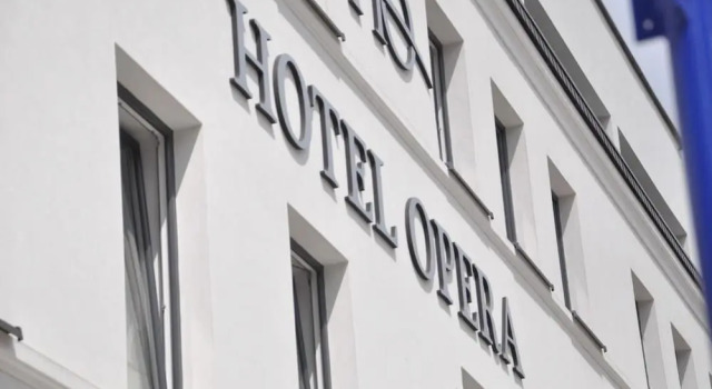 Hotel Opera