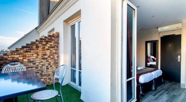 Четырёхместный номер Standard Hotel Migny Opéra Montmartre