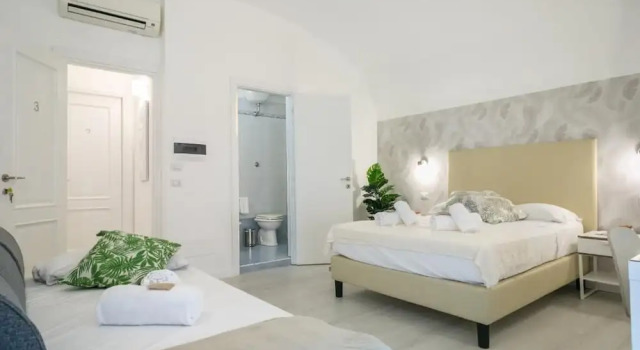 Номер Standard White Candia Guesthouse