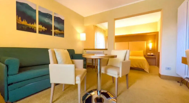 Семейный номер Standard с видом на горы B&B Garni Villa Campitello