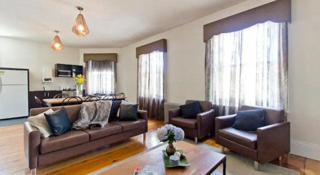 Двухместный номер Standard Deloraine Hotel