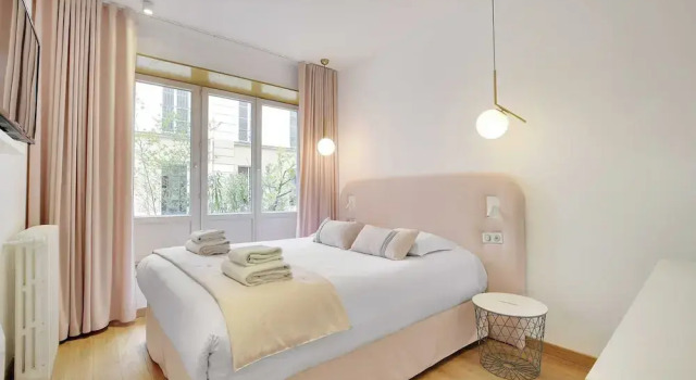 Spacious Apartment - 2b/10p - AC - Marais, Забронировать Апартаменты/квартира Париж Иль-де-Франс, рядом с Станция метро Rambuteau