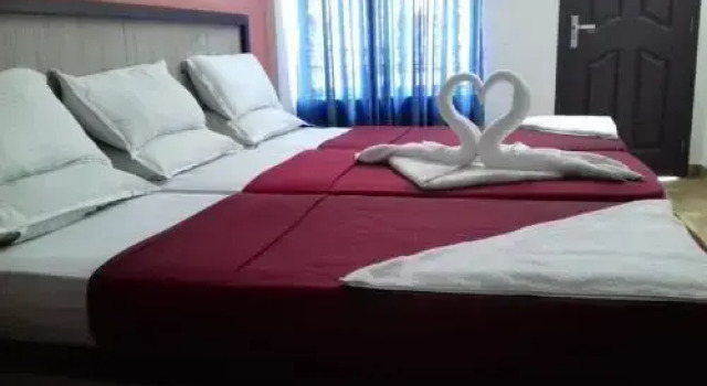 Hotel Park Royale, Забронировать Отель Отели штата Кералы с завтраком, Завтраки