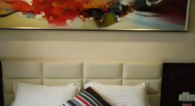 Apple Art Hotel