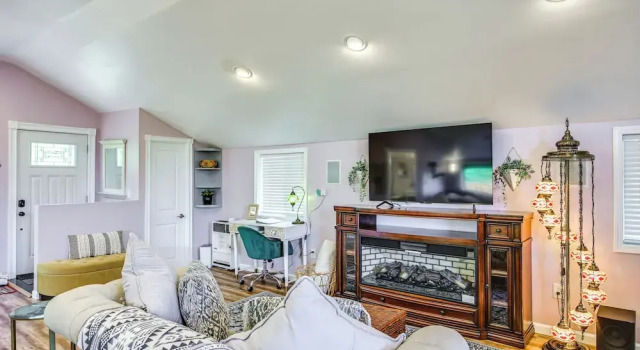 5 Mi to Dtwn Tacoma: Modern Studio Retreat, Boek Appartement Tacoma 