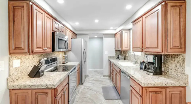 Апартаменты с 3 комнатами S Palm Desert Condo: Resort Pools & Mtn Views