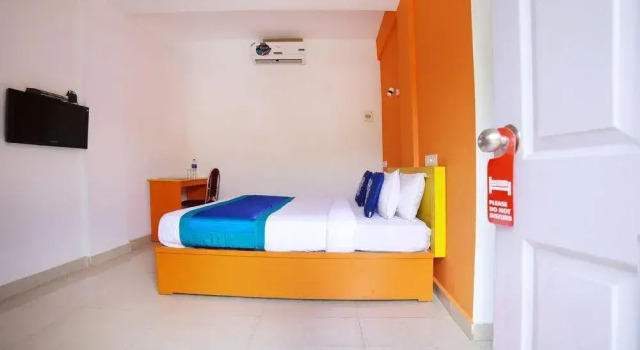 JJ Residency, Забронировать Отель Отели Недумбассери 3 звезды, 3*