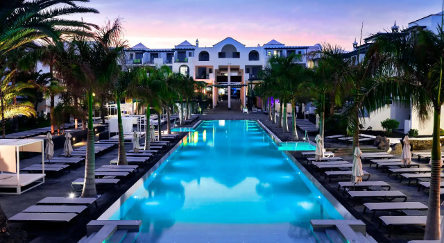 Двухместный номер Deluxe с балконом Barceló Teguise Beach