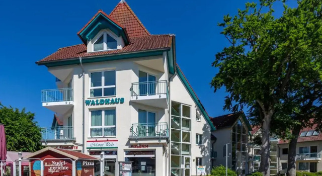 Apartment Diana mit Terrasse, Buchen Sie Ferienwohnung Zempin Usedom
