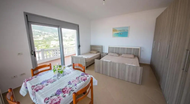 Himara Apartments