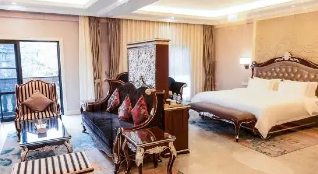Люкс Cezanne Manor Hotel & Resort