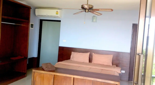 Двухместный коттедж Standard с балконом The W Villa