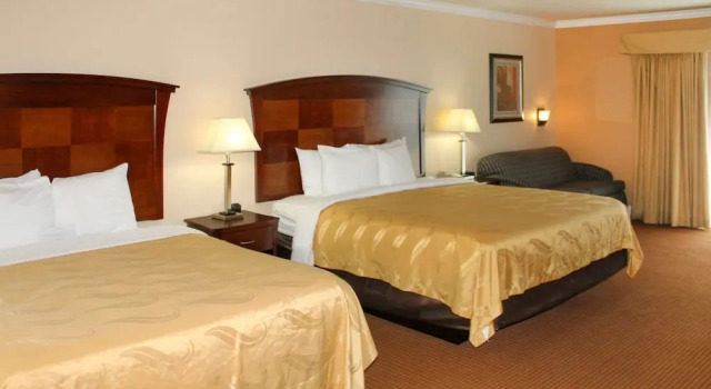 Номер Standard с балконом Quality Inn near Hearst Castle