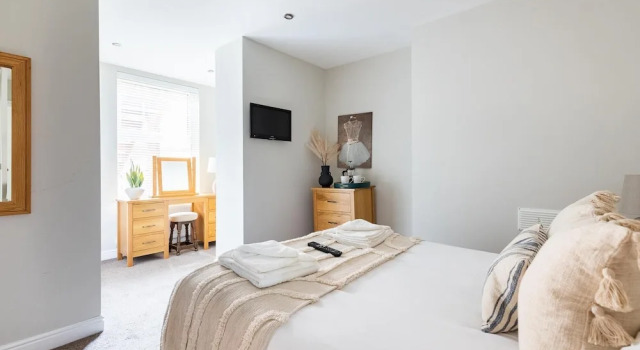 Апартаменты Цокольный этаж Red Lea Apartments with Pool and Spa