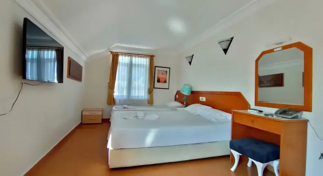 Номер Standard с балконом и с видом на город Gulizar Hotel Konyaaltı