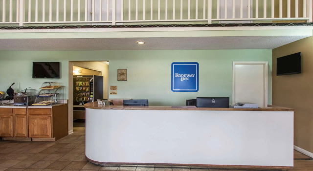 Rodeway Inn Jackson Northwest, Rezervați Hotel Hoteluri în Jackson cu mic dejun, Mic dejun