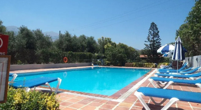 Eleni Apartments