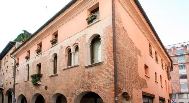 Mini Suite Deluxe Isola di Mezzo, Book Inn Hotels in Treviso with Parking, Parking