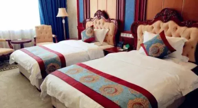 Люкс Executive Nyingchi Dongchen Jinhui Hotel (Binhe Road)
