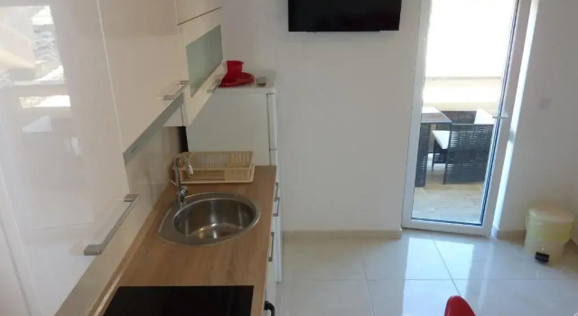 Апартаменты c 1 комнатой Sea view apartments AZ on the beach - AE1093