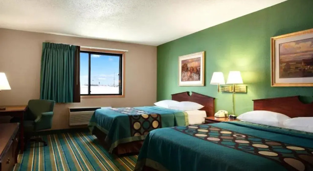 Четырёхместный номер Standard Coratel Inn & Suites by Jasper New Richmond