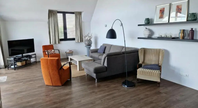 Апартаменты Deluxe Het Maashotel