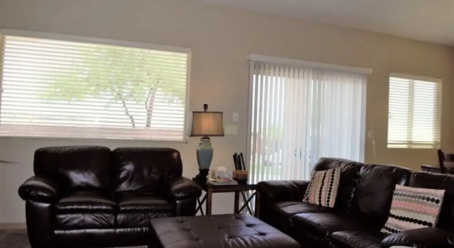 3 Bedroom Home in Mesquite #214 3 Bedrooms 2 Bathrooms Home, Buchen Sie Ferienhaus Cottages in Missouri, Cottage
