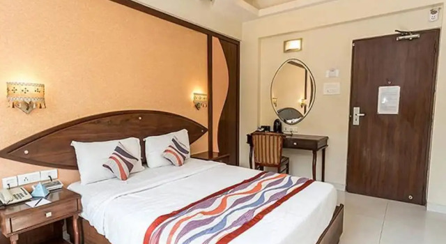 Номер Deluxe Fabhotel Poco Loco