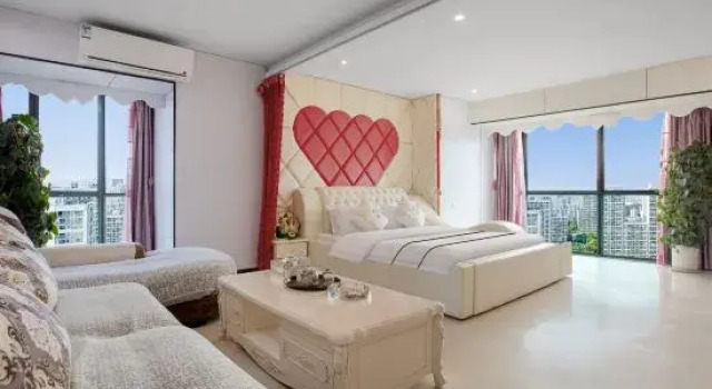 Люкс Business Yunzhishang · Yun Chain Hotel (Helen International Convention and Exhibition Center Store)