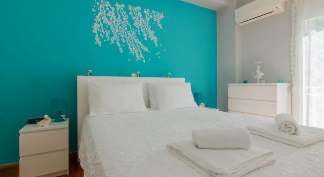 Adorable 2 Bedrooms Apartment in Athens