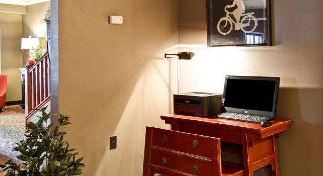 GrandStay Hotel & Suites, Book Hotel Hoteller i La Crosse med morgenmad, Morgenmad