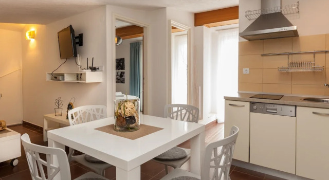 Апартаменты Deluxe c 1 комнатой с балконом и с видом на море Villa Livia Apartments
