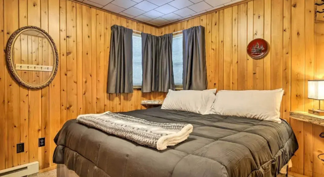 All-season Lakefront Mercer Vacation Rental, Забронировать Отель Мерсер Big Powderhorn-Blackjack-Indianhead, рядом с Парк Кароу