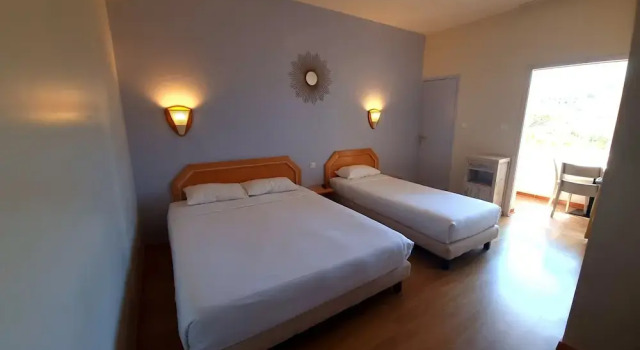 Трёхместный номер Comfort с красивым видом из окна Hôtel Sole Mare