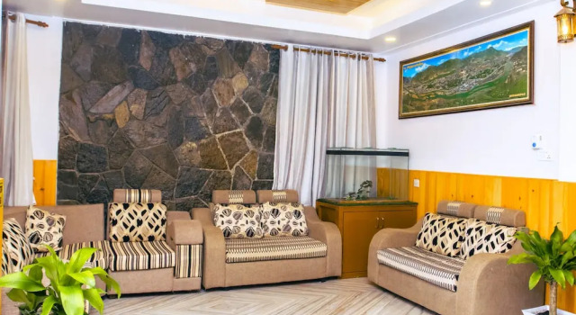 Roamers Inn, Забронировать Хостел Хостелы провинции Гандаки-Прадеш, Хостел