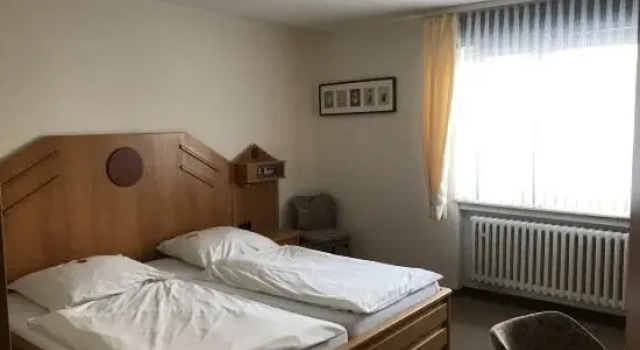 Gasthof Zur Linde, Забронировать Отель Шенкленгсфельд земля Гессен