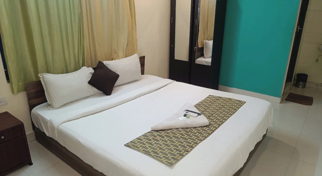 Green Tree Hotel-Near VFS Global and Ramee Mall, Забронировать Отель Отели штата Тамилнада 3 звезды, 3*