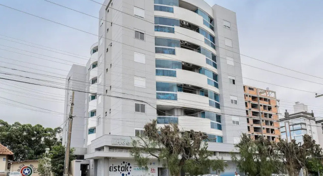 Apt W/balcony and BBQ 500m From the Beach Rml605, Забронировать Апартаменты/квартира Отели в центре Имбитуба, в центре