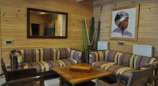 Апартаменты Chalet de Charme, Cedar, Lebanon, ENTIRE CHALET