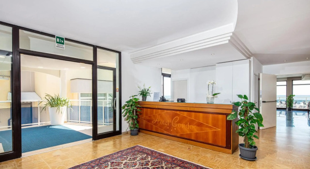 Hotel Condor
