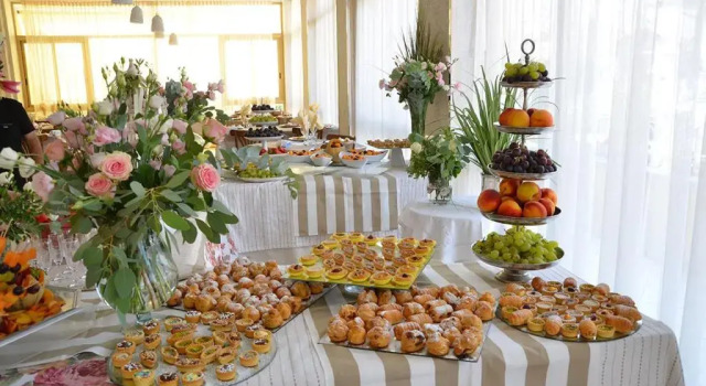 Трёхместный номер Standard с балконом Hotel Roland