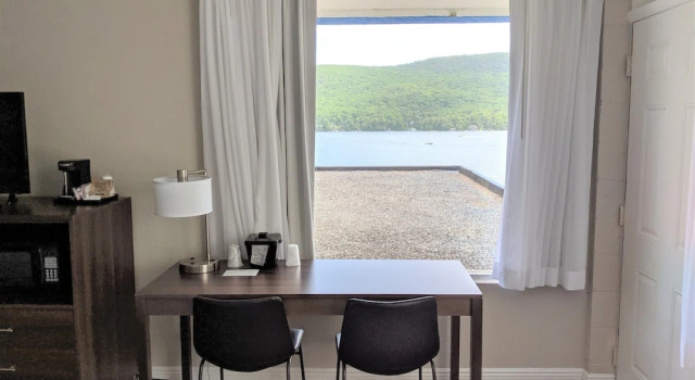 Двухместный номер Standard Lakefront Terrace Resort