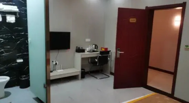 Jining Meitu Business Hotel, Prenota Hotel Hotel a Shandong con parcheggio, Parcheggio