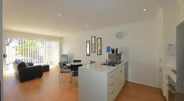 Апартаменты Alexandra Apartments