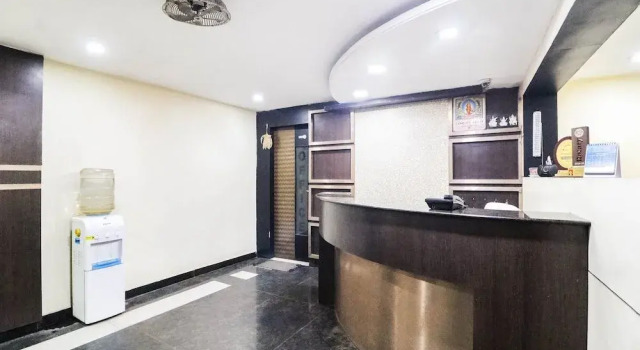 OYO Flagship 9131 Hotel Apsara