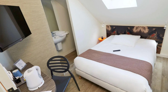 Одноместный номер Standard DEMAIN Hôtel